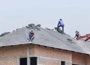 What could be the Advantages of Professional Roofing Services?
