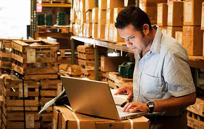 The Differences Between Logistics and Supply Chain Management